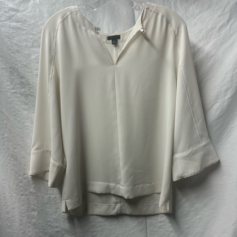 White Ann Taylor blouse, breathable and lightweight, great for the office
